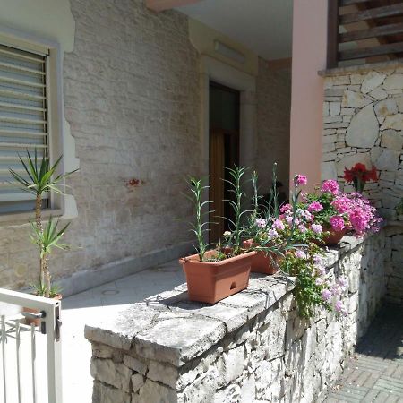 La Pietra Smeraldina Villa Bari Eksteriør bilde